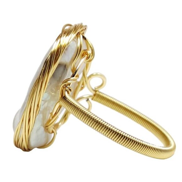 Women's Handmade Baroque Style White Pearl Adjustable Unique Elegant Ring - Picture 4 of 5